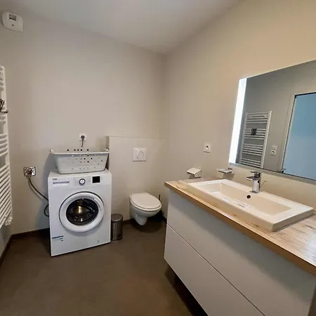 Luxe 4 Pers, Bord De Mer, Balcon, Piscine, Animaux Admis, Parking, Wifi - Fr-1-194-196 Apartman *