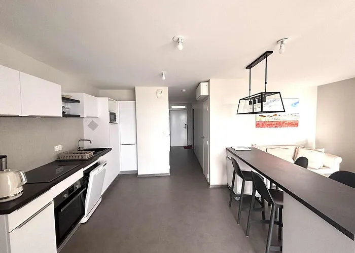 Luxe 4 Pers, Bord De Mer, Balcon, Piscine, Animaux Admis, Parking, Wifi - Fr-1-194-196 Апартаменты *