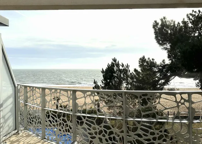 Luxe 4 Pers, Bord De Mer, Balcon, Piscine, Animaux Admis, Parking, Wifi - Fr-1-194-196 * Ла-Транш-сюр-Мер