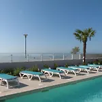 דירה Luxe 4 Pers, Bord De Mer, Balcon, Piscine, Animaux Admis, Parking, Wifi - Fr-1-194-196 *