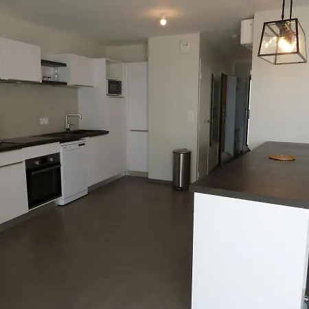 Luxe 4 Pers, Bord De Mer, Balcon, Piscine, Animaux Admis, Parking, Wifi - Fr-1-194-196 Apartment