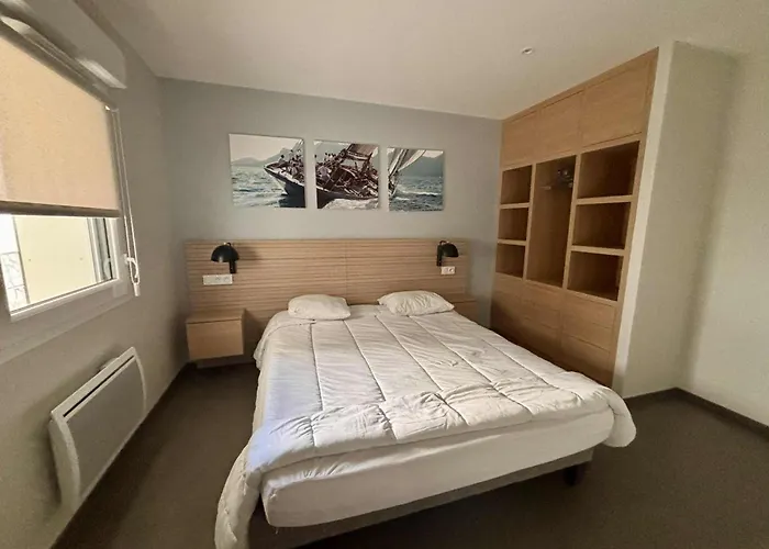 Appartement La Tranche-sur-mer, 2 Pièces, 4 Personnes - Fr-1-194-196 *